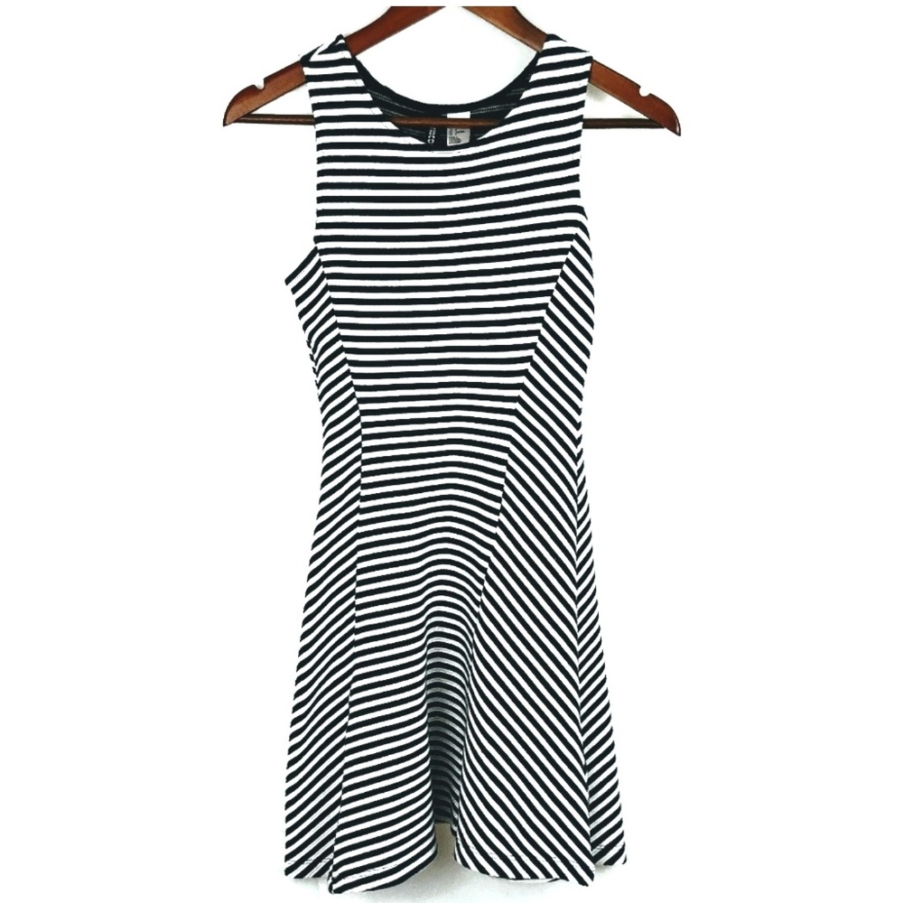 Black and White striped Sleeveless Dress